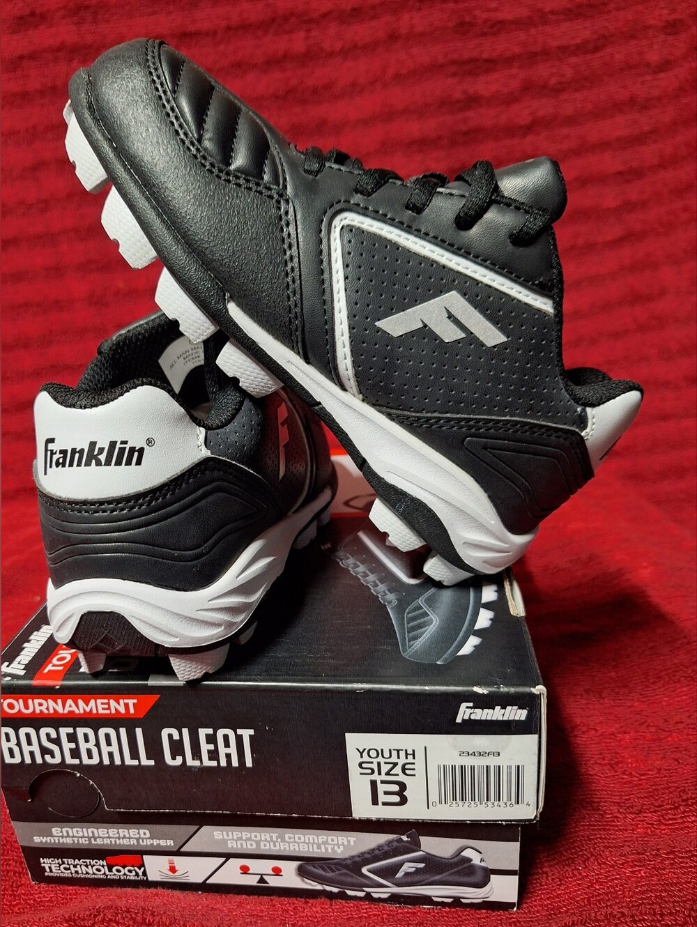Franklin Youth Black & White Baseball Cleats